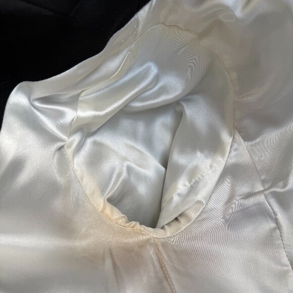 Smythe One-Button Black Wool Blazer – Size 4 – Made in Canada 🇨🇦 - Picture 7 of 7